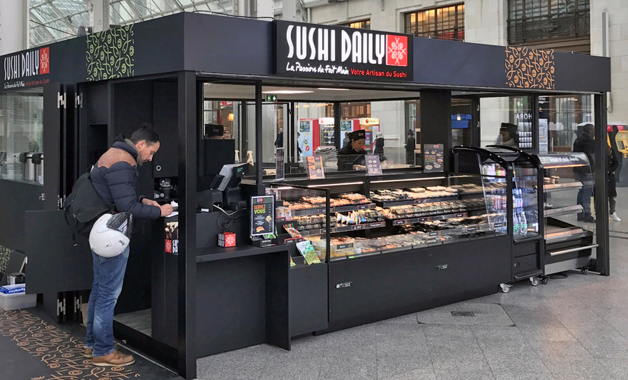 Création d'un kiosk sushi daily par l'architecte Christophe Gauthier